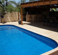 Ocean Reef Homestay - New Castle Holiday