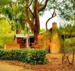 Cedarwood Cottage - New Castle Holiday