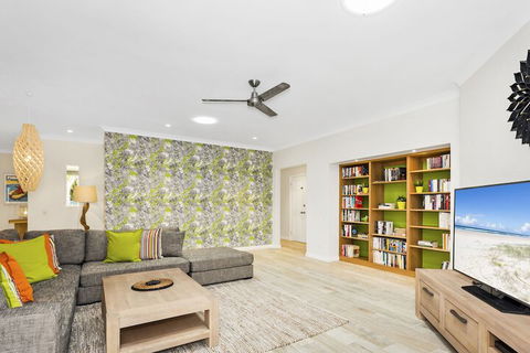 Fairlight Tweed Coast Holidays  - New Castle Holiday 2