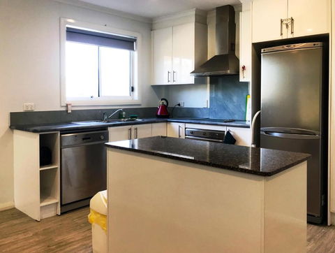 Unit 8 Boardwalk - New Castle Holiday 6