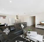 Palm Grove Beach House Dromana - New Castle Holiday
