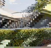 Inn Scone - New Castle Holiday