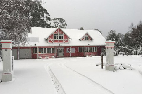 Cradle Chalet - New Castle Holiday 6