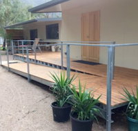 Under The Mount - New Castle Holiday