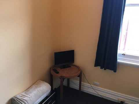 Royal Exchange - New Castle Holiday 4