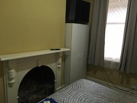 Royal Exchange - New Castle Holiday 2