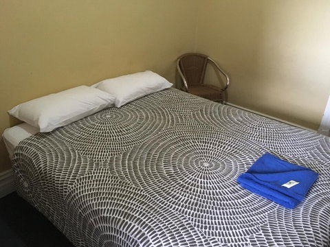 Royal Exchange - New Castle Holiday 3