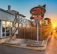 Oval Motel - New Castle Holiday