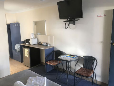 Nanango Star Motel - New Castle Holiday 4
