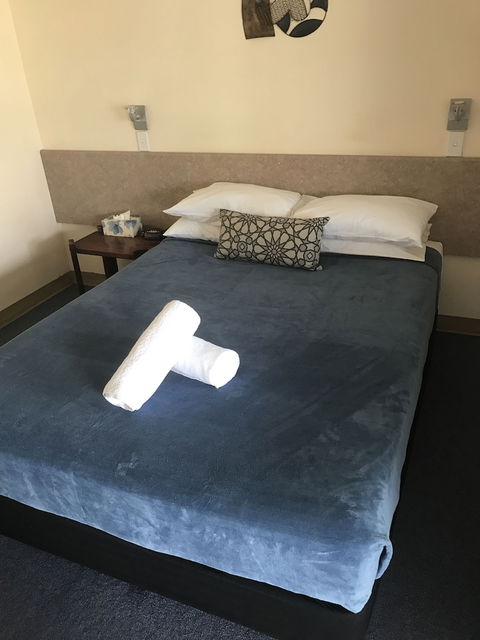 Nanango Star Motel - New Castle Holiday 3