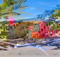 Econo Lodge Karratha - New Castle Holiday