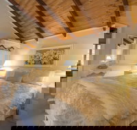 William Bay Cottages - New Castle Holiday