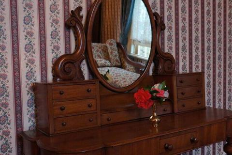 Jensens Bed & Breakfast - New Castle Holiday 1