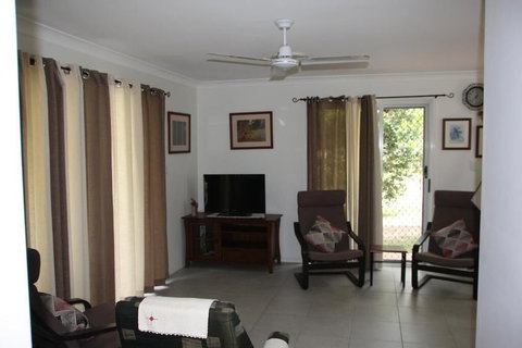 Bottlebrush B&B - New Castle Holiday 0