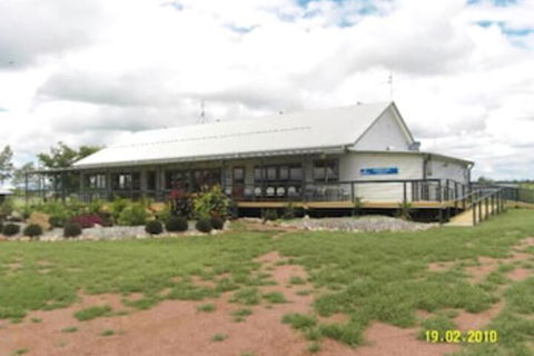 Longreach Tourist Park Caravan Park - New Castle Holiday 2