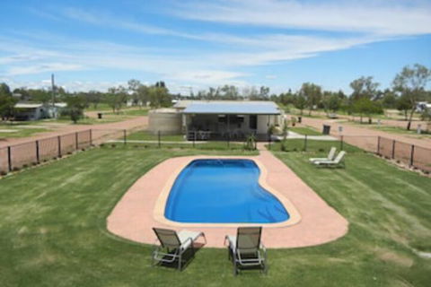 Longreach Tourist Park Caravan Park - New Castle Holiday 3
