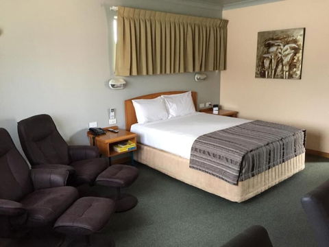 Cannon Park Motel - New Castle Holiday 5