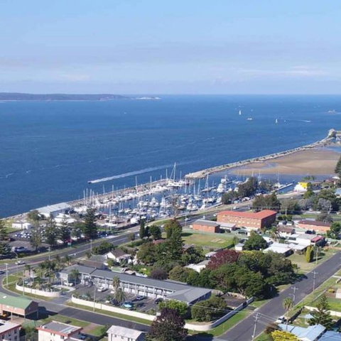 Quays Hotel - New Castle Holiday 0