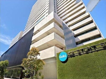 StayCentral - NGV Arts Centre Retreat - New Castle Holiday 0