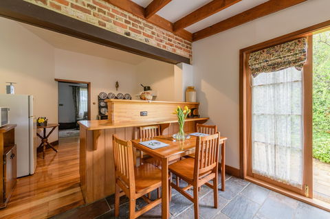 Bridge Cottage - New Castle Holiday 3