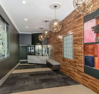 Spring Hill Central Apartments - New Castle Holiday