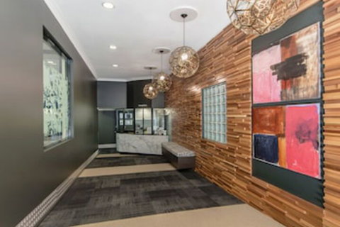 Spring Hill Central Apartments - New Castle Holiday 0