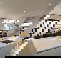 AKOM Prahran - New Castle Holiday