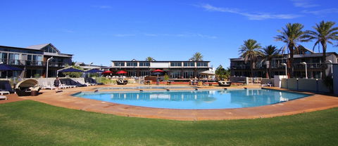 Mantarays Ningaloo Beach Resort - New Castle Holiday 6