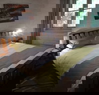 Shepherds Gully - New Castle Holiday