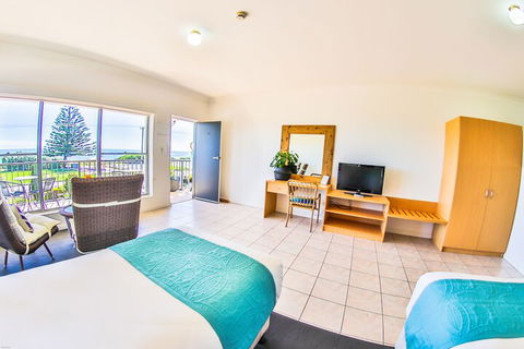 COAST Motel And Apartments - New Castle Holiday 6