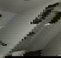 Scottys Mission beach YHA - New Castle Holiday