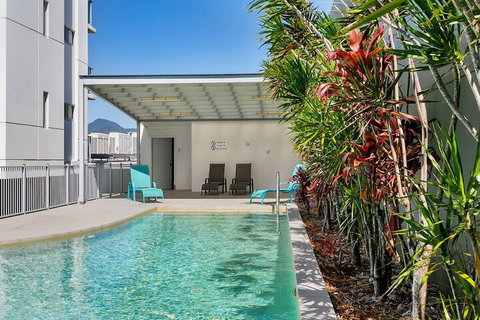 Centrepoint Apartments - New Castle Holiday 2