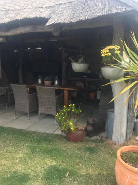 Yellow Gum Bed & Breakfast - New Castle Holiday 4