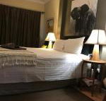 Yellow Gum Bed  Breakfast - New Castle Holiday