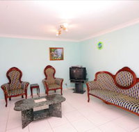 Pelican Place - New Castle Holiday