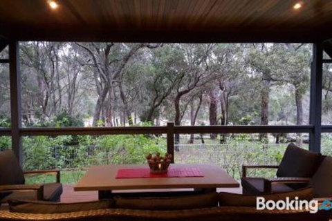 Mistover Valley Yallingup - New Castle Holiday 2