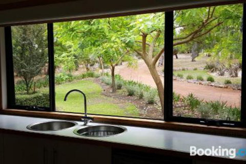 Mistover Valley Yallingup - New Castle Holiday 6