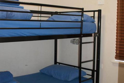 Outback Oasis Caravan Park - New Castle Holiday 6