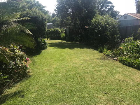 Mollymook Fantastic Holiday House - New Castle Holiday 3