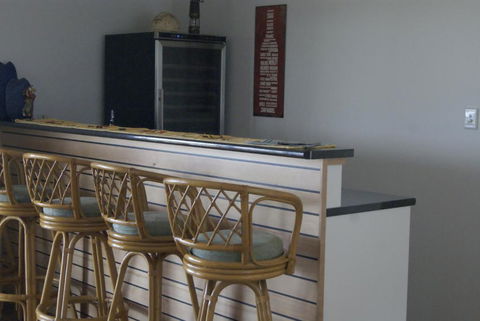 Taits Place Vineyard B & B - New Castle Holiday 6