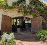 The Barn - New Castle Holiday
