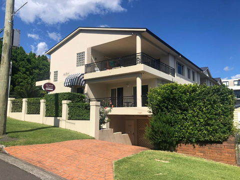 Bel Mondo Apartments - New Castle Holiday 1