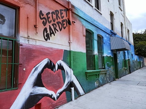 Secret Garden Backpackers - New Castle Holiday 4