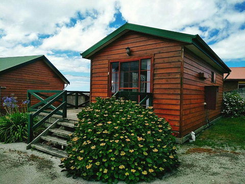 Baudins Accommodation - New Castle Holiday 1