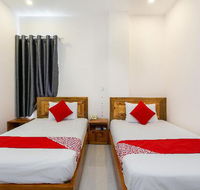 Basils Brush - New Castle Holiday