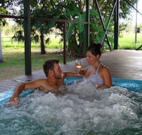 Berry Creek Bush Retreat - New Castle Holiday
