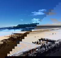 Newcastle Short Stay Apartments - Sandbar Newcastle Beach - New Castle Holiday