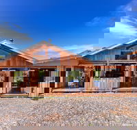 Bruny Island Lodge - New Castle Holiday