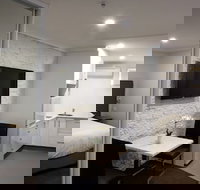 The Duck Inn Apartments - New Castle Holiday