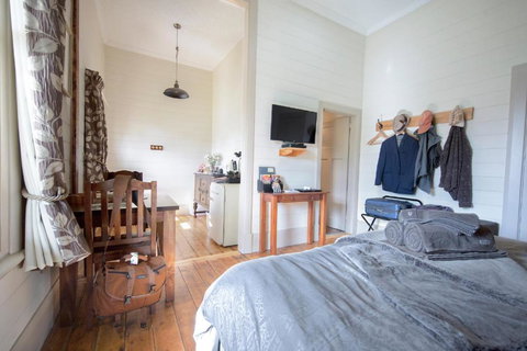 You Yangs Bed & Breakfast - New Castle Holiday 3